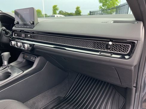 Certified 2024 Honda Civic Sport image 29