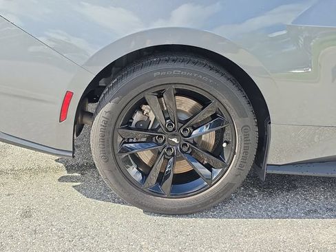Used 2025 Ford Mustang GT RWD image 5