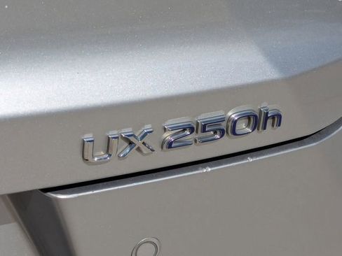 Used 2020 Lexus UX 250h w/ Premium Package AWD/4WD image 45
