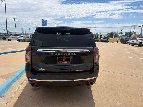 Used 2022 Chevrolet Suburban Premier AWD/4WD image 10