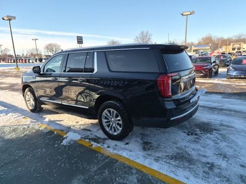 Used 2023 GMC Yukon XL SLT image 26