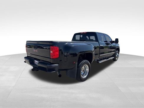 Used 2015 GMC Sierra 3500 Denali w/ Duramax Plus Package AWD/4WD image 10