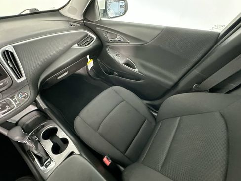 Used 2024 Chevrolet Malibu LS w/ Driver Confidence Package FWD image 12