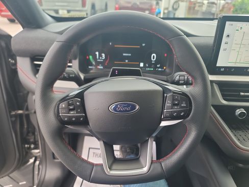New 2025 Ford Explorer ST-Line w/ Premium Package image 37