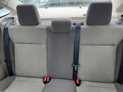 Used 2012 Ford Focus SE FWD image 12