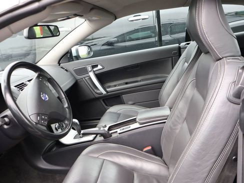 Used 2011 Volvo C70 T5 w/ Climate Pkg image 22