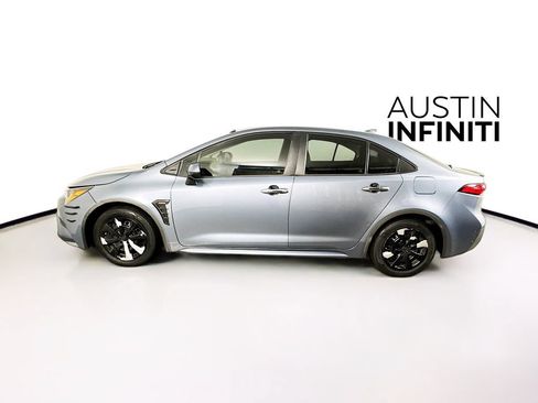 Used 2020 Toyota Corolla LE FWD image 4