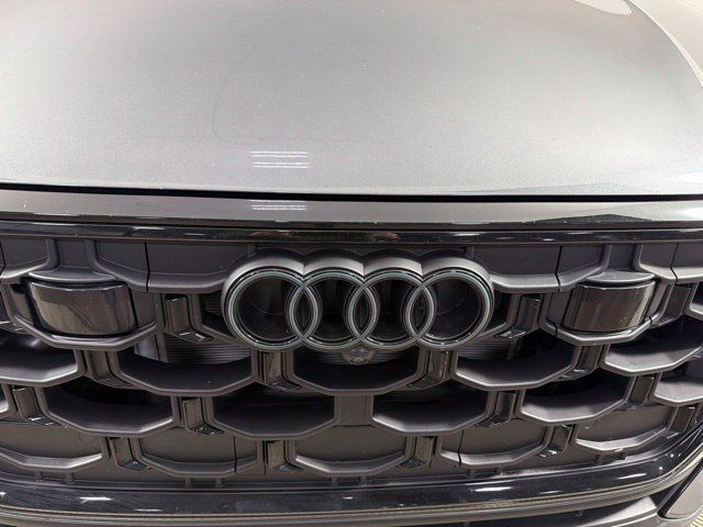 Used 2025 Audi Q8 Prestige AWD/4WD image 5