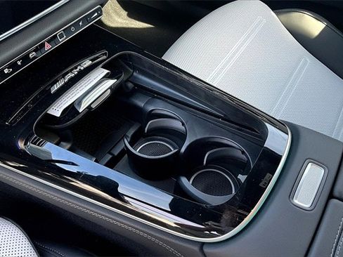 New 2026 Mercedes-Benz E 53 AMG e 4MATIC Sedan image 11