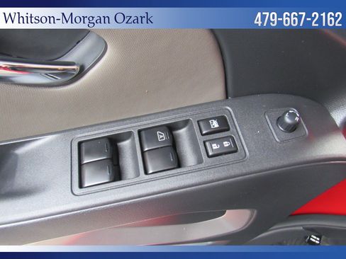 Used 2024 Nissan Frontier SV w/ SV Convenience Package AWD/4WD image 34