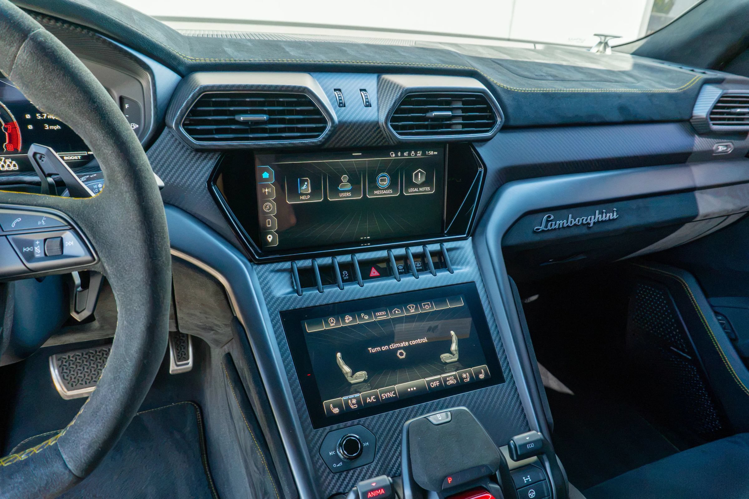 Used 2023 Lamborghini Urus Performante AWD/4WD image 67