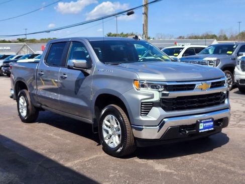 Used 2026 Chevrolet Silverado 1500 LT AWD/4WD image 7