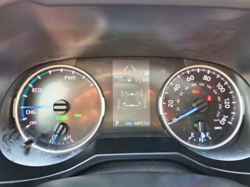 Used 2022 Toyota RAV4 SE w/ Convenience Package image 22