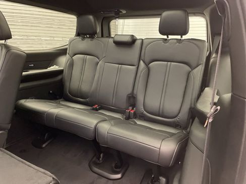 New 2025 Jeep Wagoneer 4WD w/ Premium Group I image 21