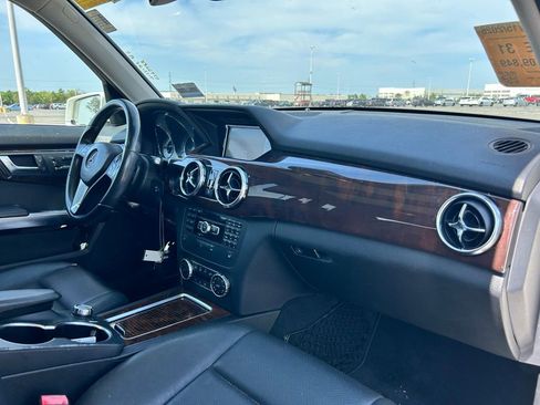 Used 2013 Mercedes-Benz GLK 350 4MATIC image 7