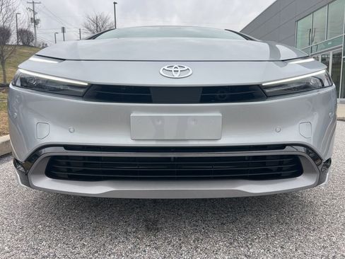 New 2026 Toyota Prius XLE image 9