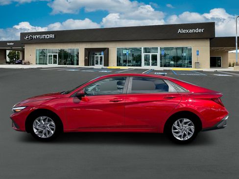 New 2026 Hyundai Elantra Blue 4D Sedan image 3