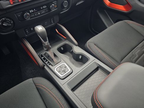 New 2026 Nissan Frontier PRO-4X AWD/4WD image 18