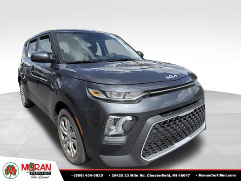 Used 2022 Kia Soul LX FWD image 4