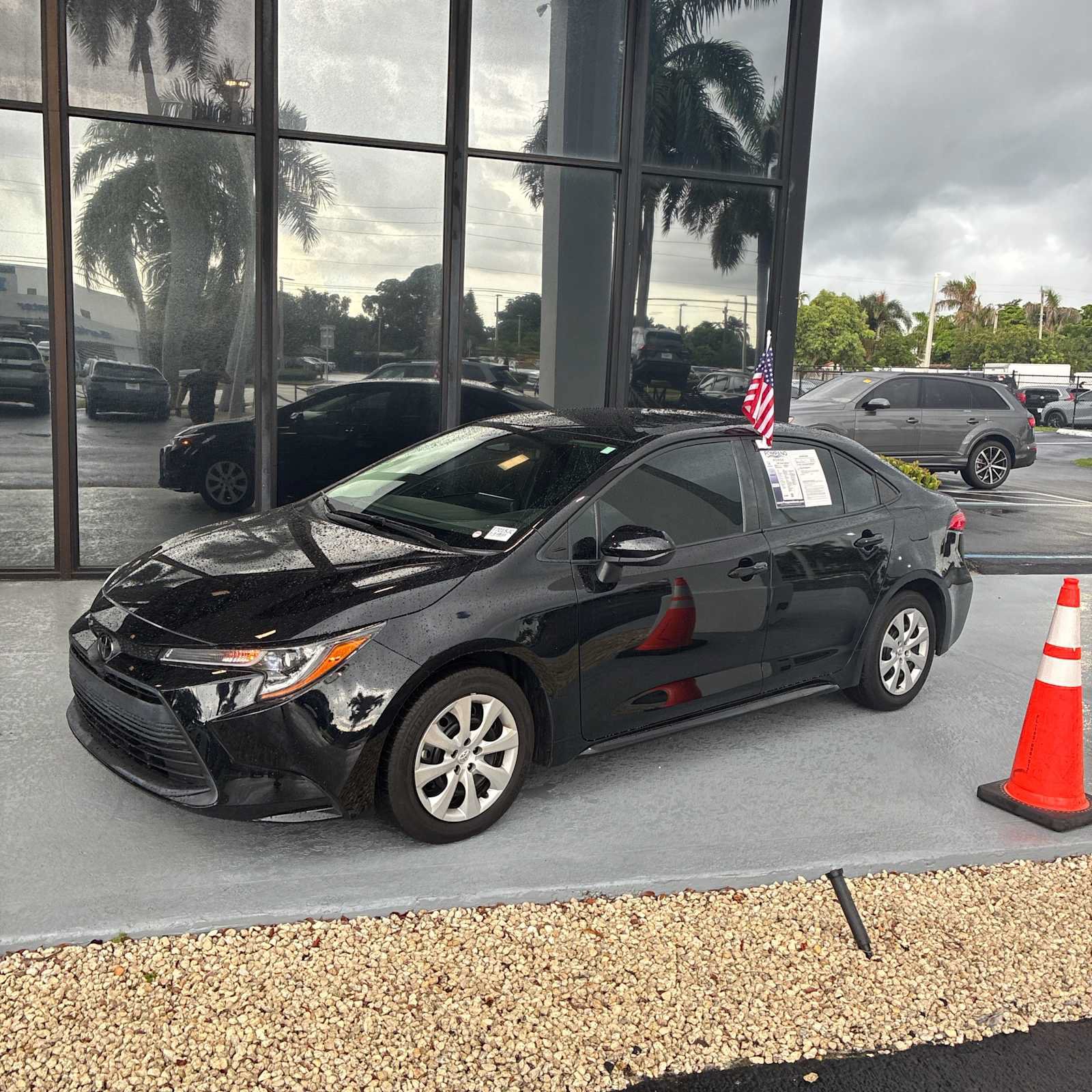 Used 2026 Toyota Corolla LE FWD image 10