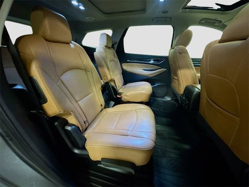 Used 2019 Buick Enclave Premium w/ Experience Buick Package image 38
