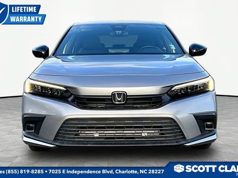 Used 2024 Honda Civic Sport image 2