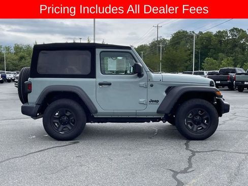 Used 2024 Jeep Wrangler Sport AWD/4WD image 6