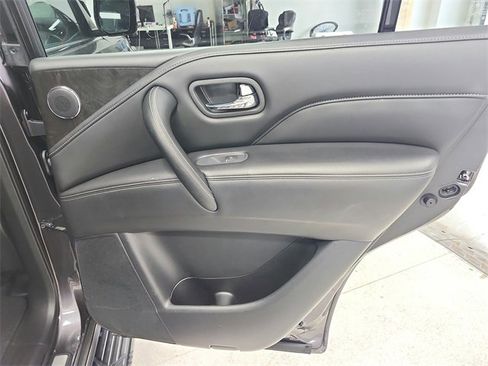 Used 2024 INFINITI QX80 Luxe image 44