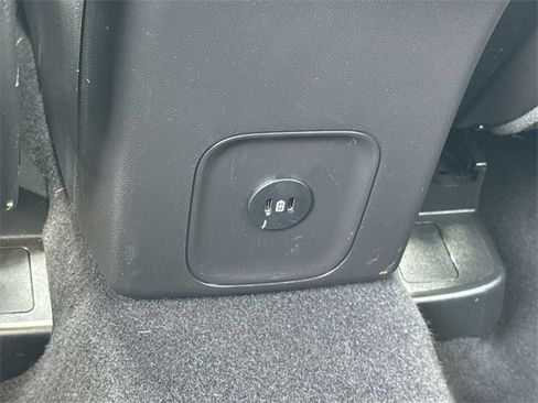 Used 2023 Ford Escape Active image 11