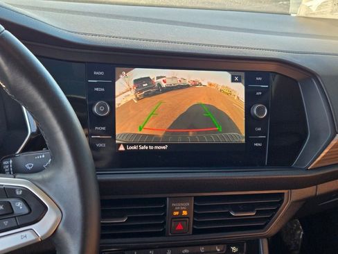 Used 2024 Volkswagen Jetta SEL image 24