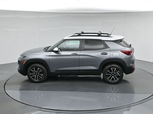 Used 2021 Chevrolet TrailBlazer ACTIV w/ Technology Package AWD/4WD image 56