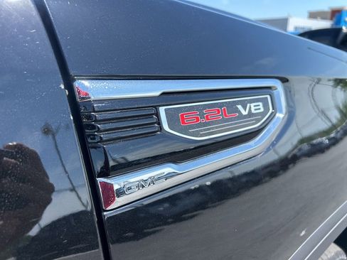 Used 2024 GMC Sierra 1500 Denali AWD/4WD image 12