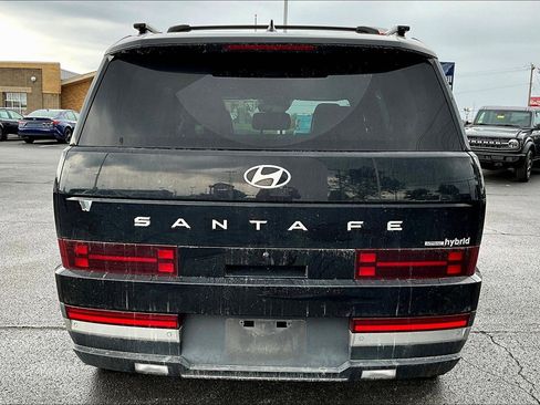 Used 2025 Hyundai Santa Fe Limited AWD/4WD image 5