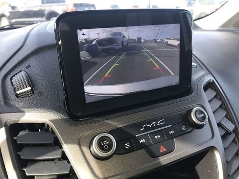 Used 2020 Ford Transit Connect XLT image 17