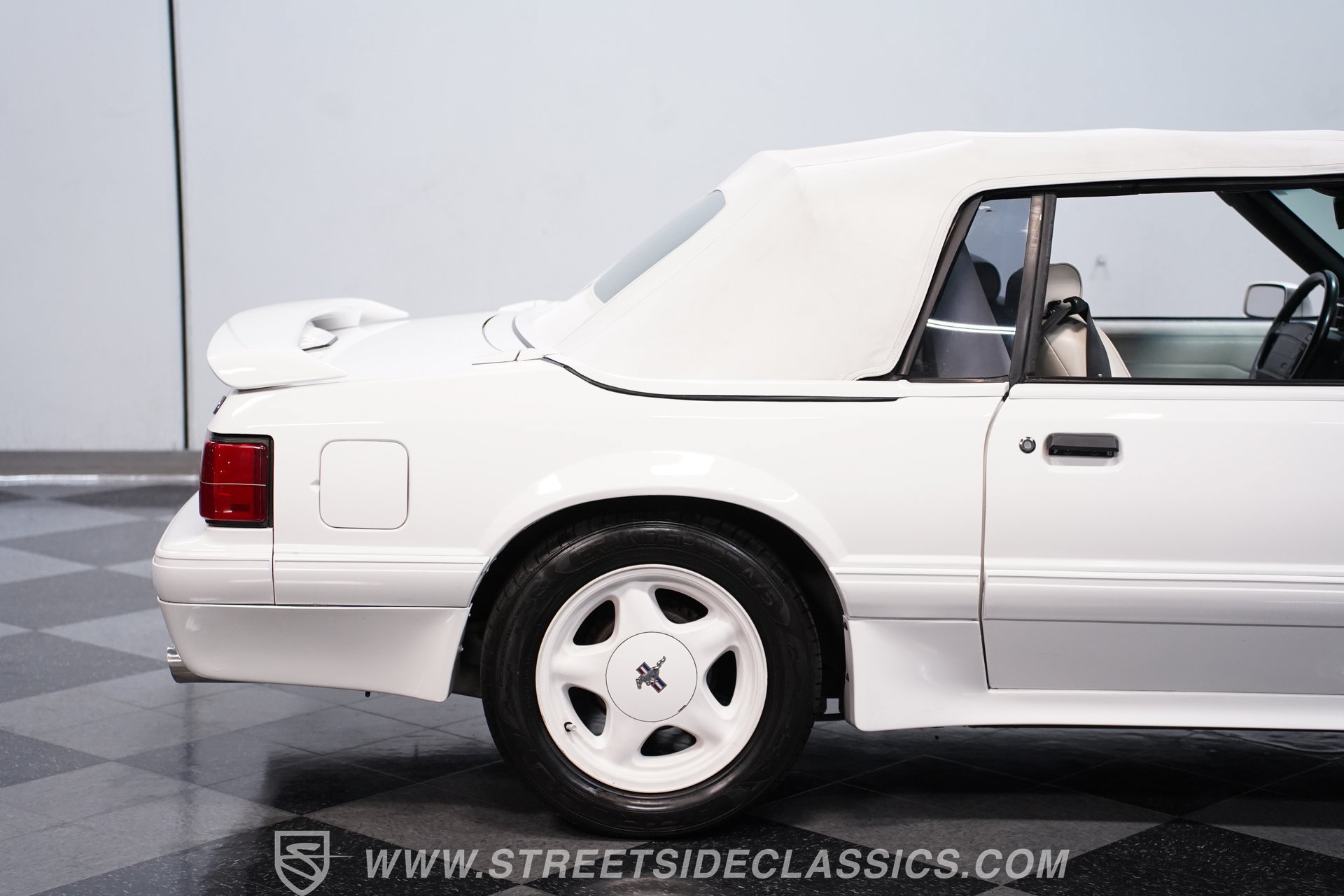 Used 1993 Ford Mustang LX RWD image 23
