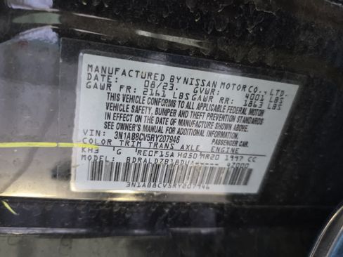 Used 2024 Nissan Sentra SV FWD image 25