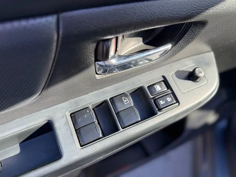 Used 2013 Subaru Crosstrek 2.0i Limited w/ Popular Pkg 2 image 33