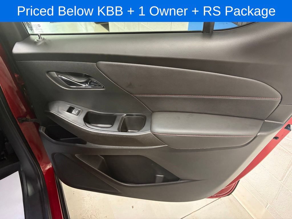 Used 2023 Chevrolet Traverse RS w/ LPO, Floor Liner Package AWD/4WD image 20