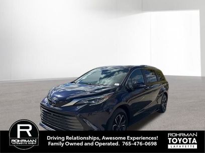 New 2025 Toyota Sienna Platinum