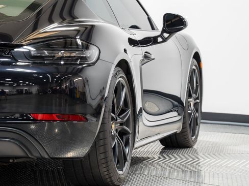 Used 2019 Porsche 718 Cayman GTS image 15