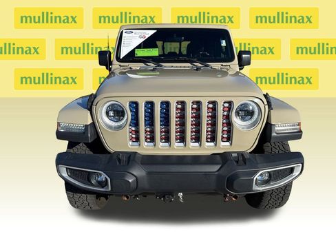 Used 2020 Jeep Gladiator Overland image 11