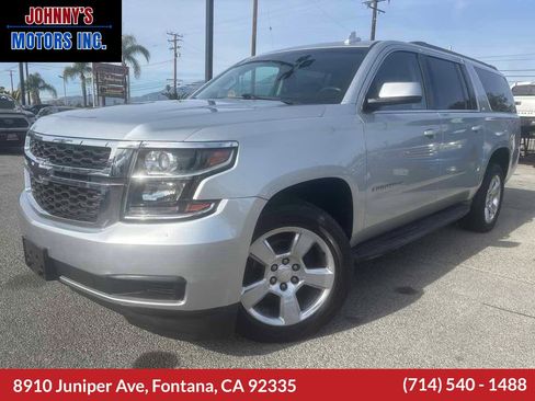 Used 2015 Chevrolet Suburban LT image 1