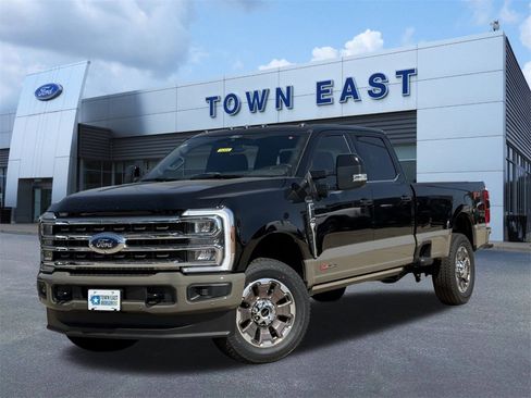 New 2026 Ford F350 King Ranch w/ FX4 Off-Road Package image 23