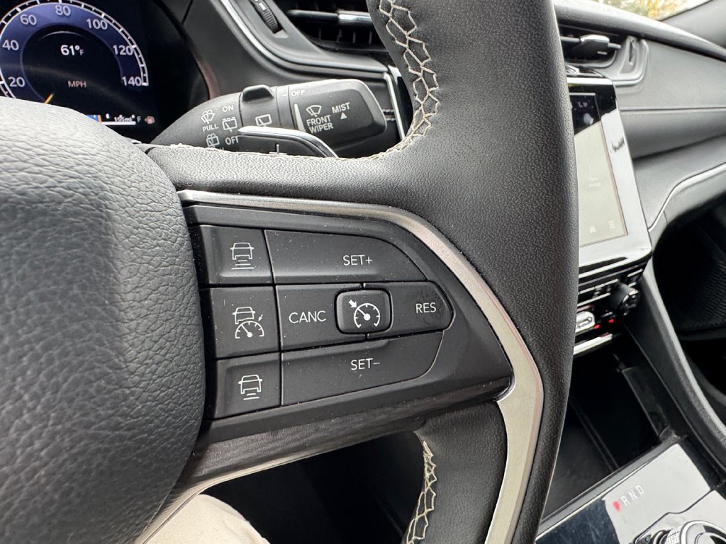 Used 2024 Jeep Grand Cherokee Altitude RWD image 14