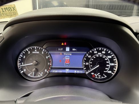 Used 2022 Nissan Armada Platinum w/ Captain's Chairs Package RWD image 22