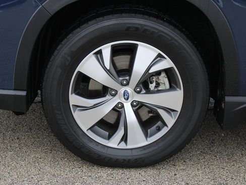 Certified 2023 Subaru Ascent Premium image 28