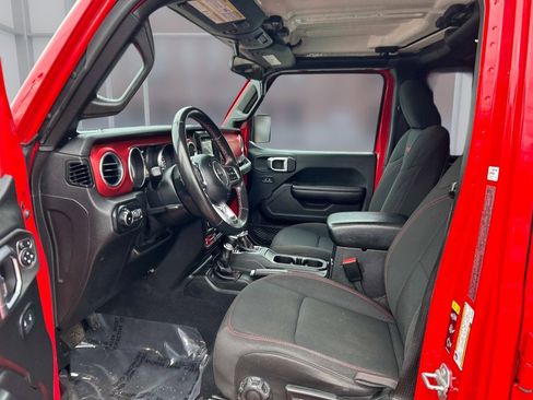 Used 2021 Jeep Wrangler Unlimited Rubicon AWD/4WD image 11