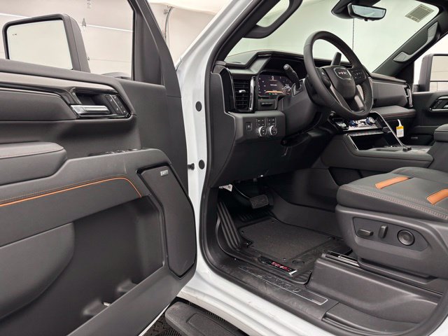 New 2026 GMC Sierra 2500 AT4 w/ AT4 Premium Plus Package AWD/4WD image 17