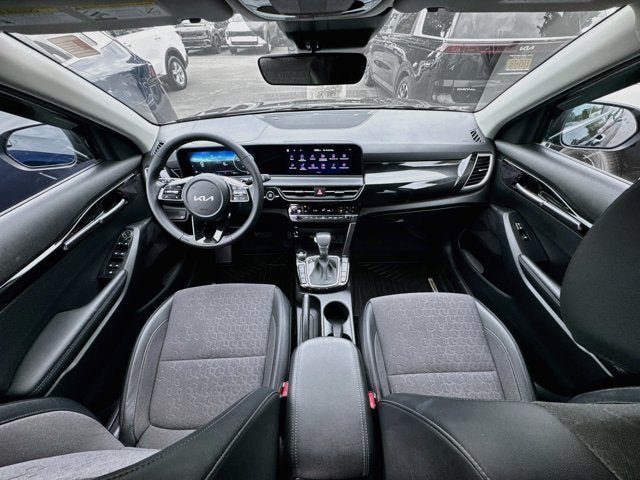 Certified 2024 Kia Seltos X-Line AWD/4WD image 30