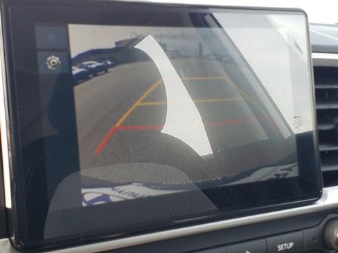 New 2025 Hyundai Venue SEL image 20